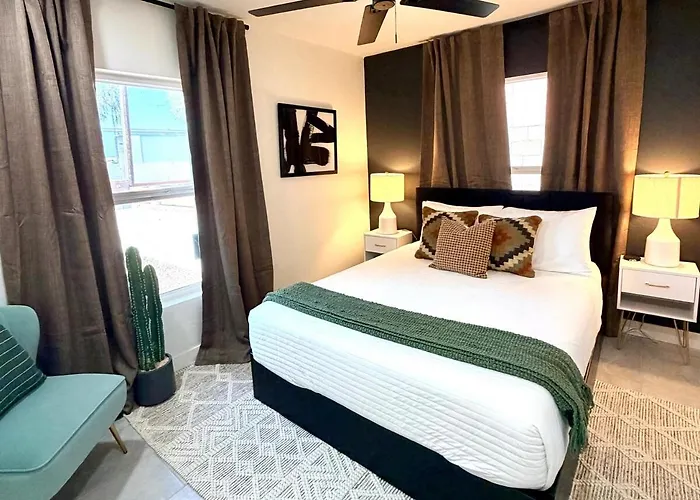 Modern Desert Getaway, Sleeps 5-fire Pit-coffee Bar Ferienhaus Peoria